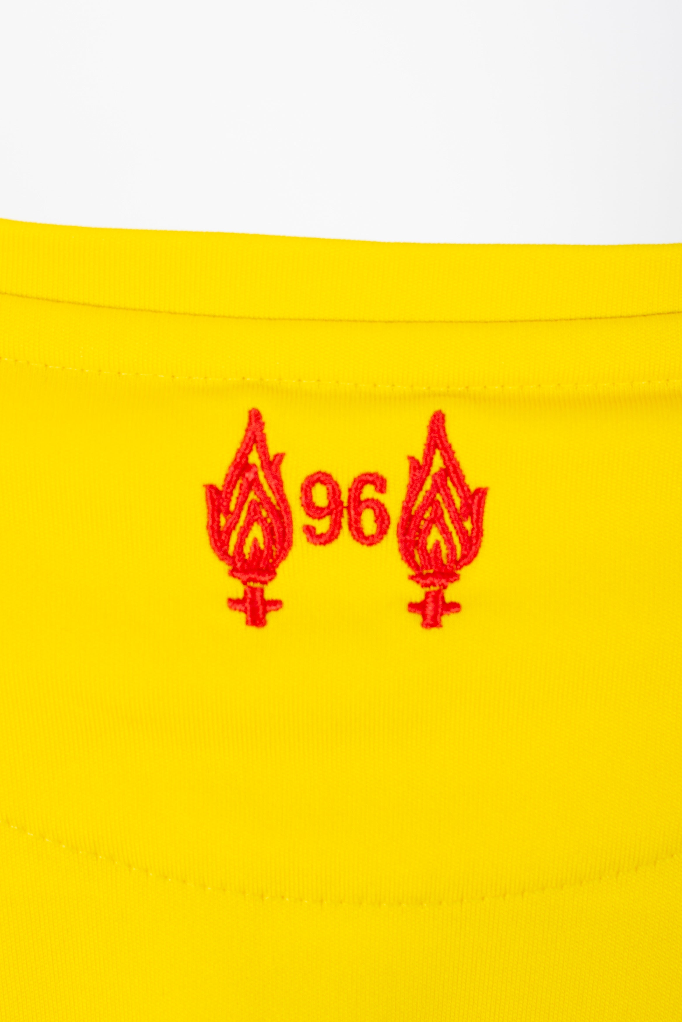 Liverpool 2014/15 Away Shirt (S)