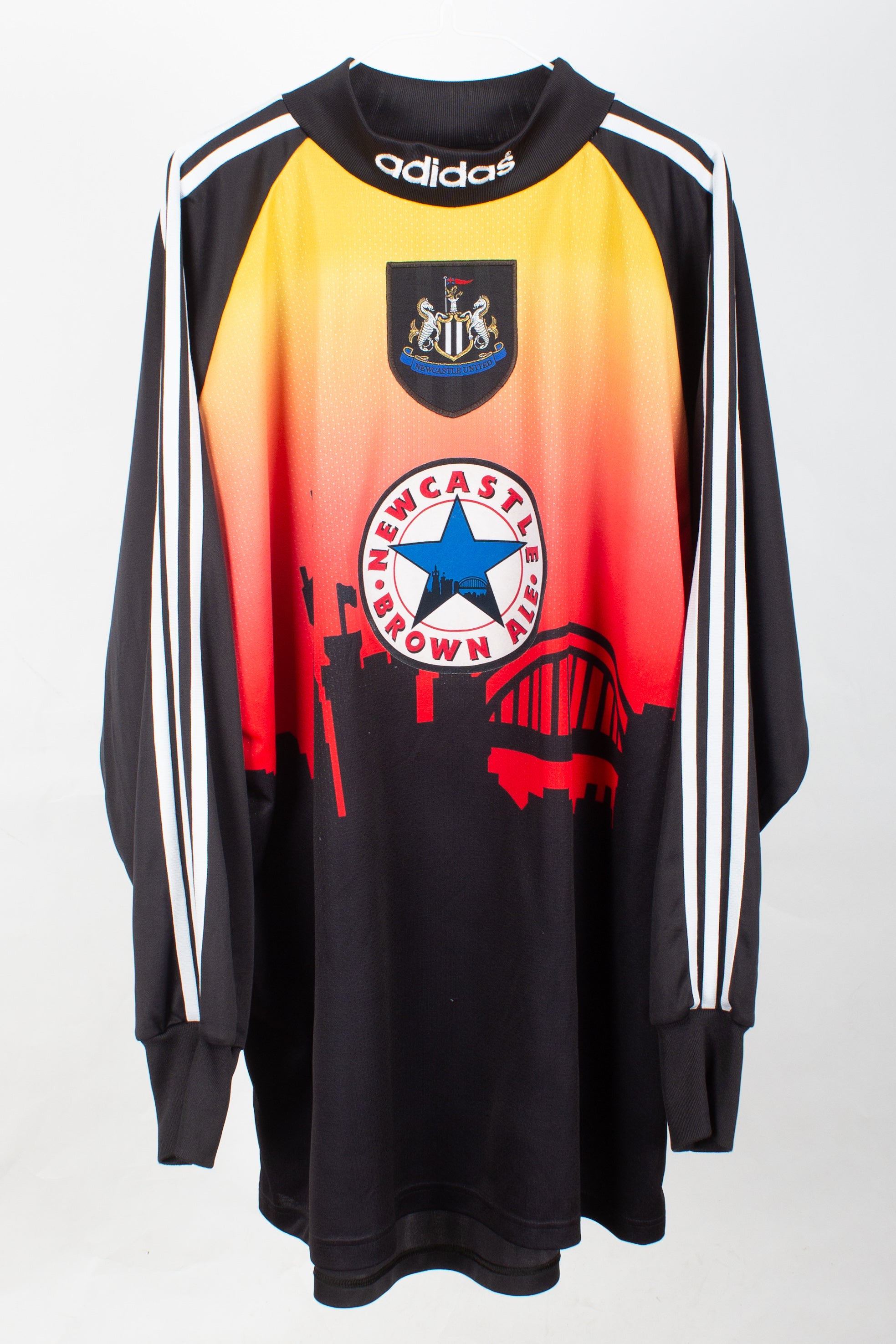 Newcastle United 1996/97 Goalkeeper Shirt (XL)