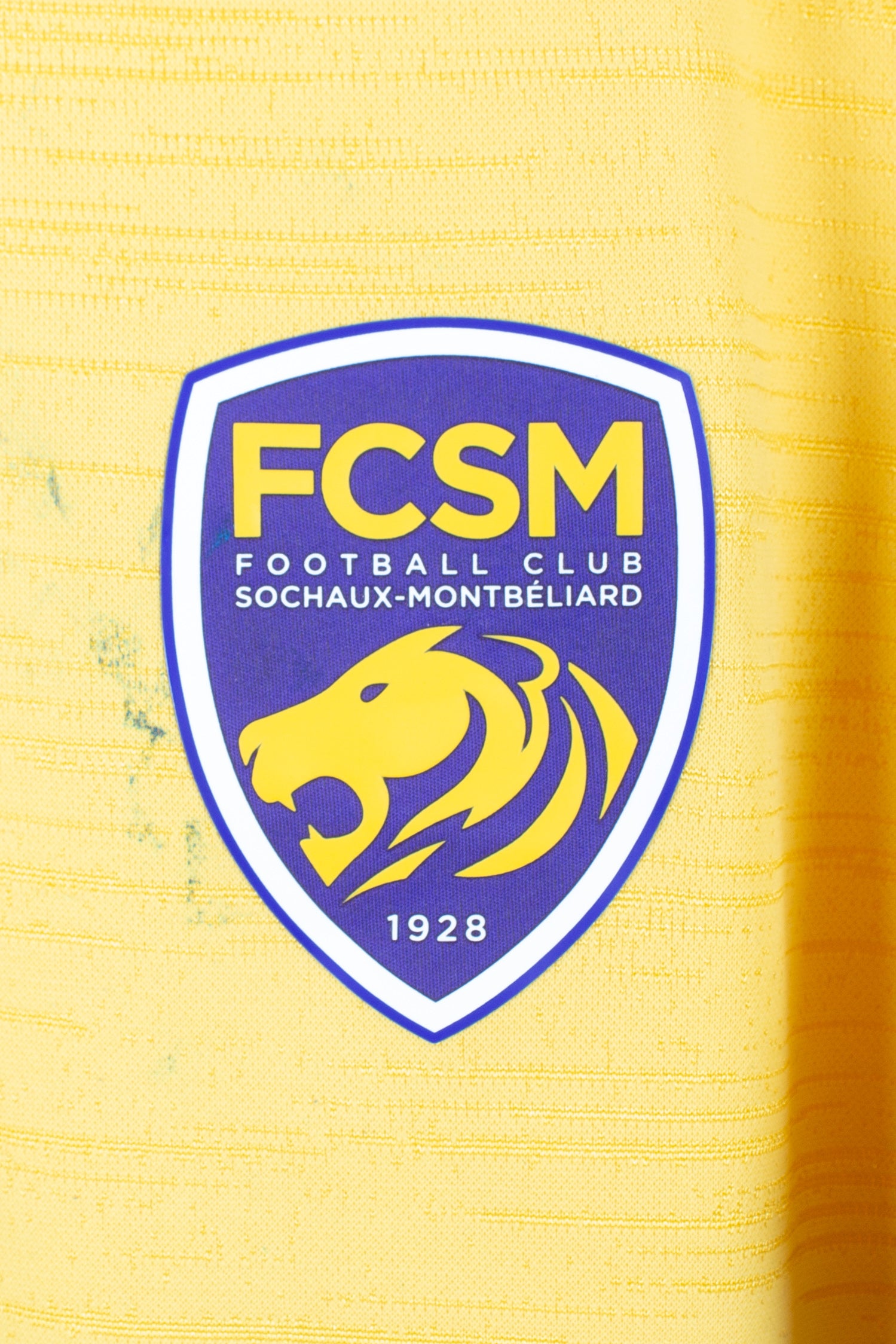 FC Sochaux-Montbeliard 2019/20 *Signed Player Issue* Home Shirt (Glaentzlin #31) (M)