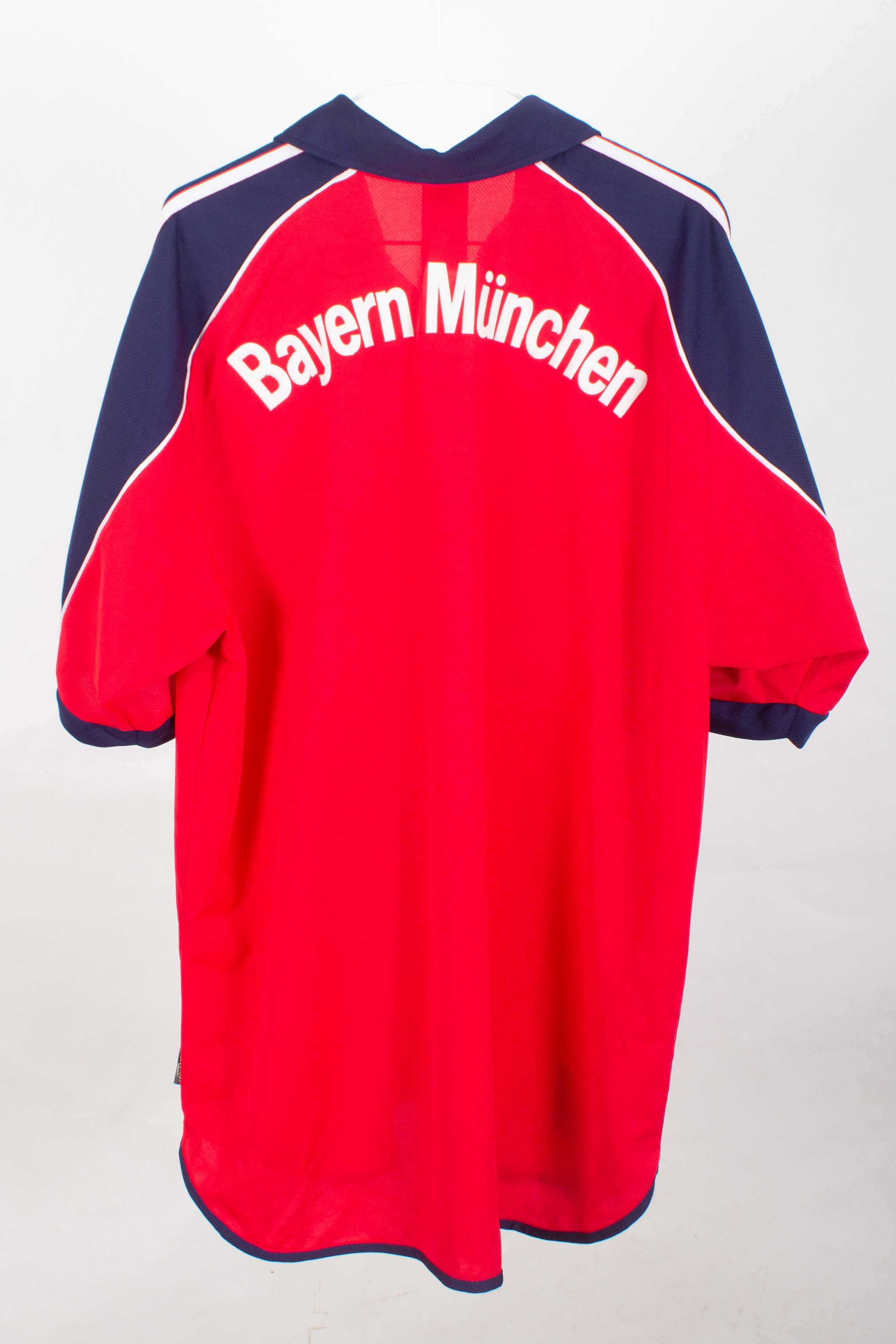 Bayern Munich 1999/01 Home Shirt (L)