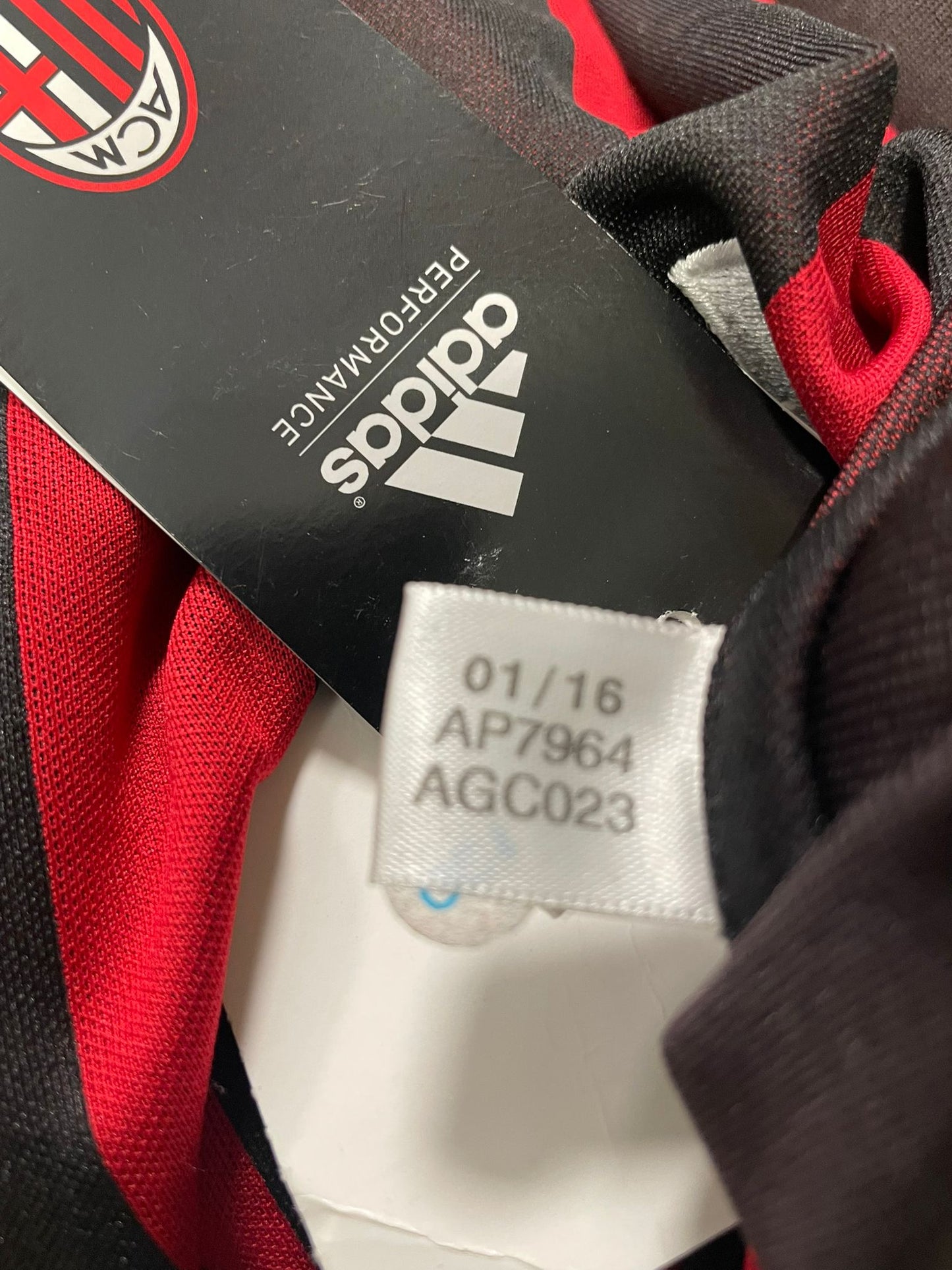 AC Milan 2016/17 Home Shirt [BNWT 10/10] (XL)