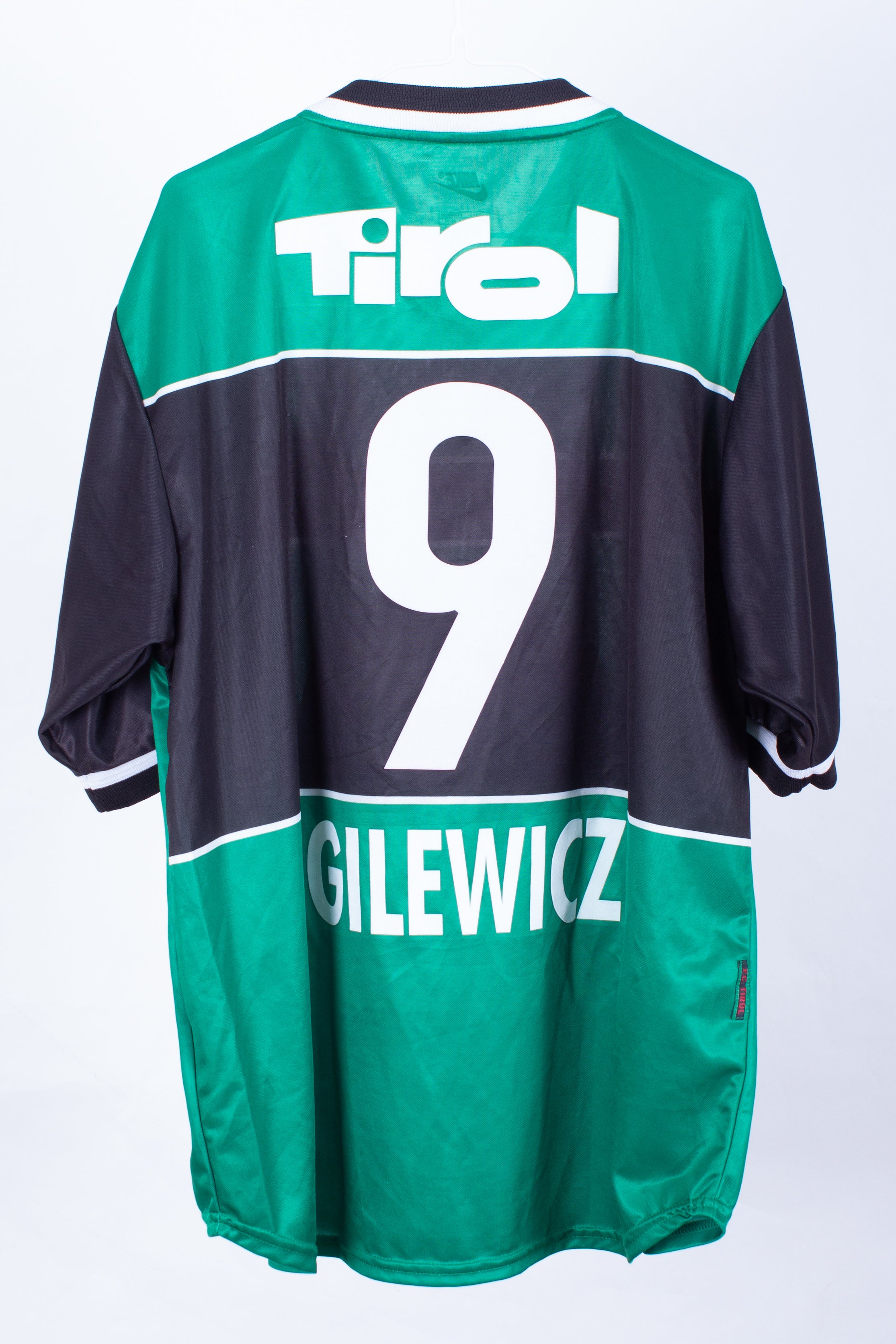 Tirol Innsbruck 1998/99 *Signed* Home Shirt (Gilewicz #9) (L)