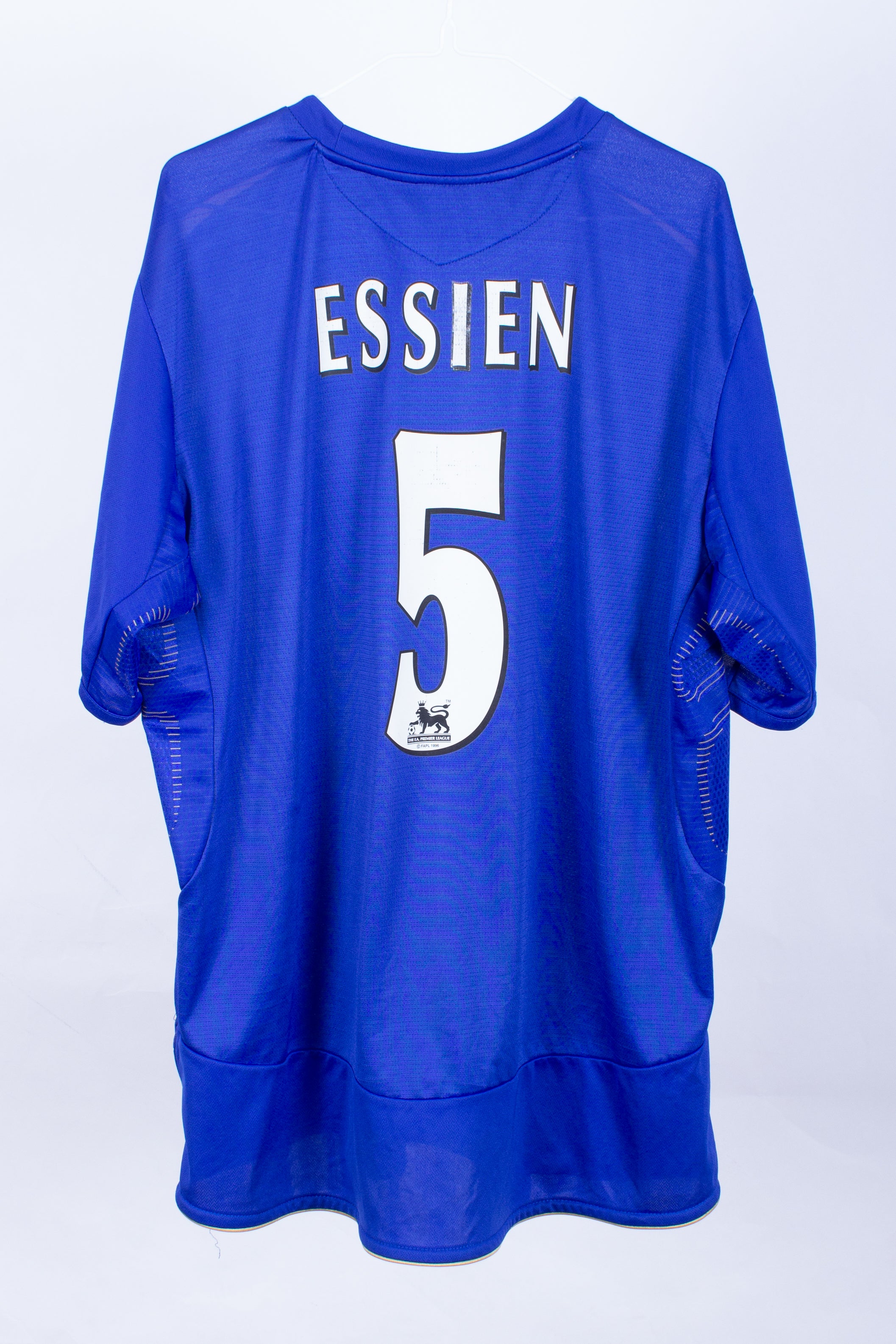 Chelsea 2005/06 Home Shirt (Essien #5) (XL)