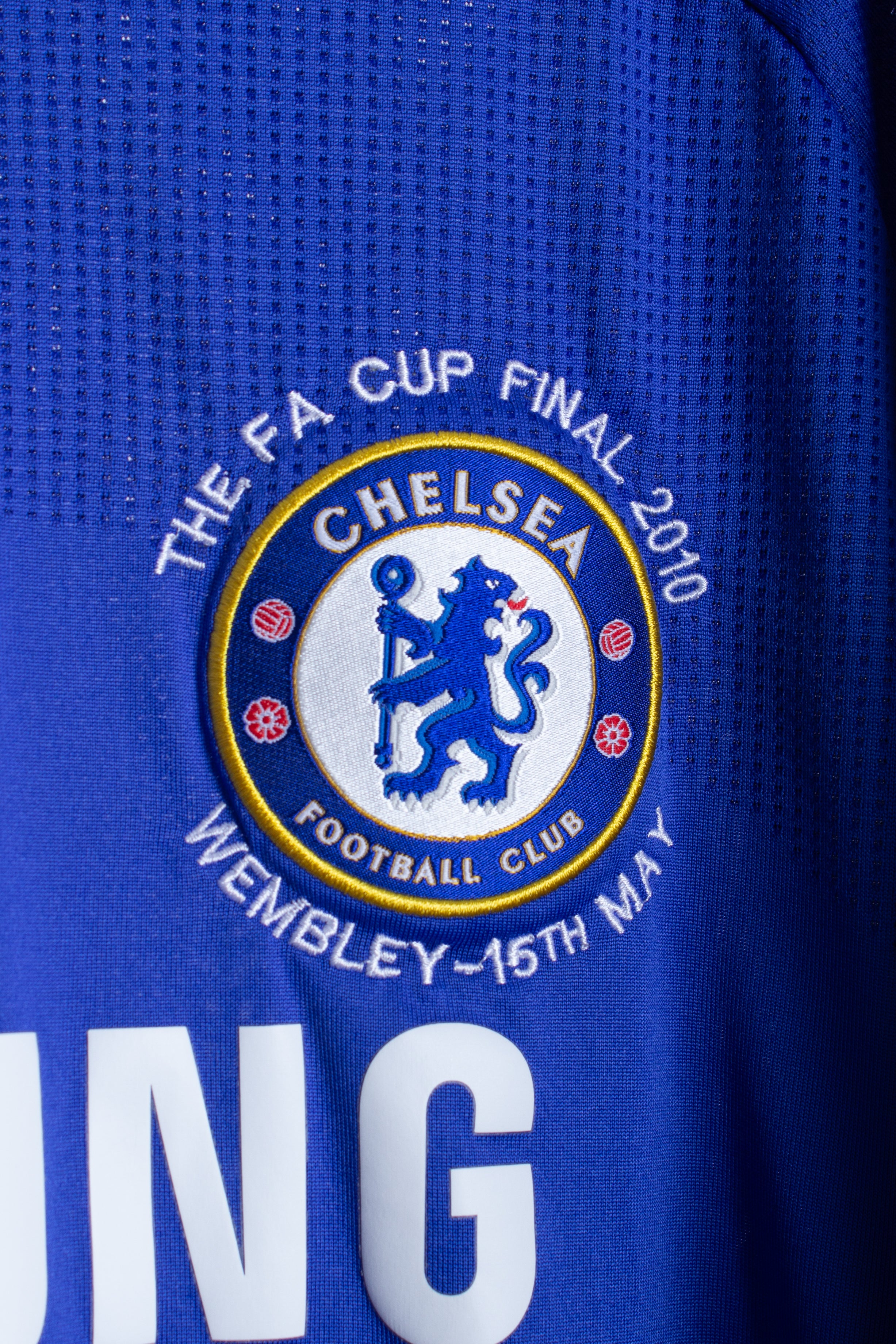 Chelsea 2010/11 Home Shirt (L)