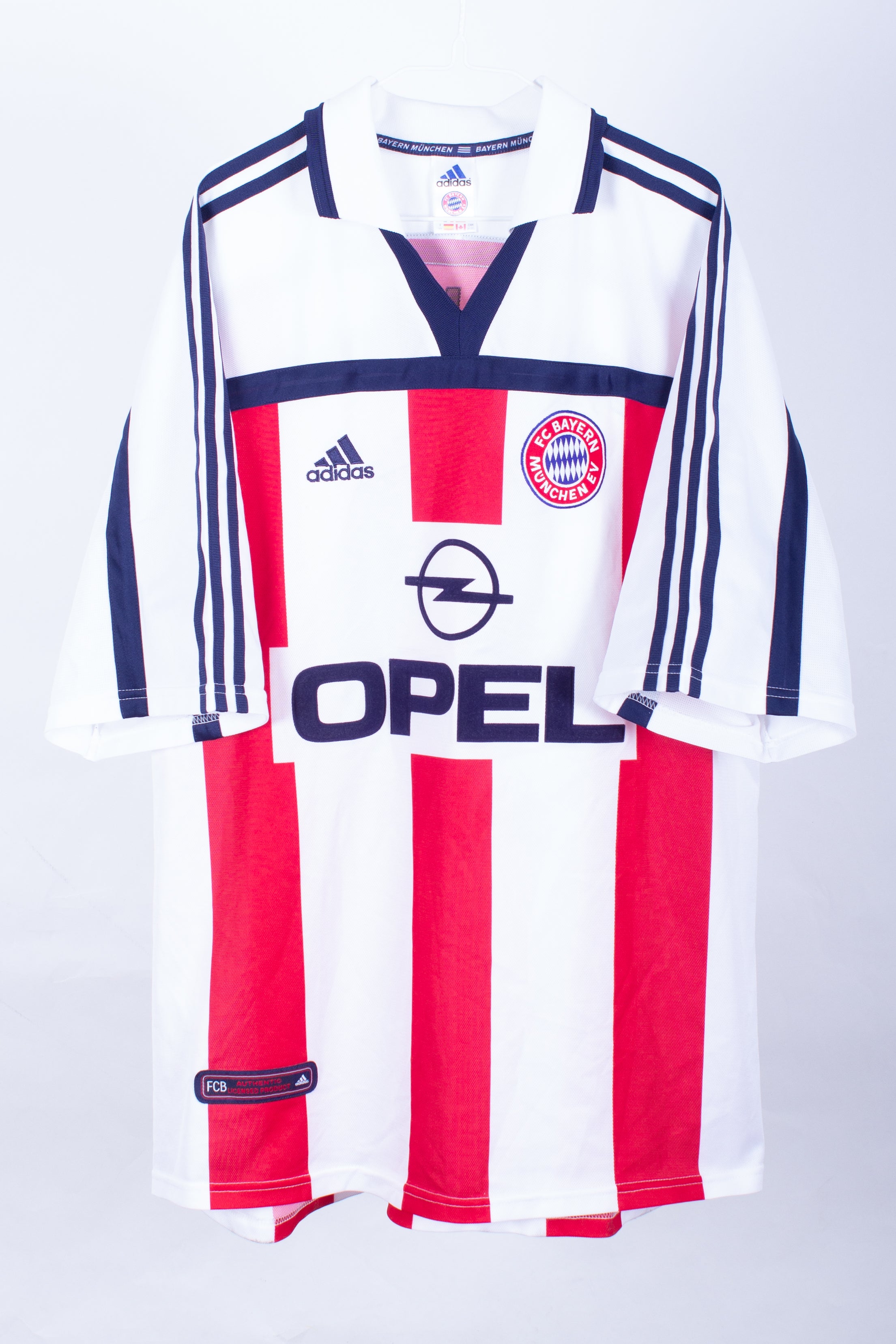 Bayern Munich 2000/02 Away Shirt (Jancker #19) (XXL)