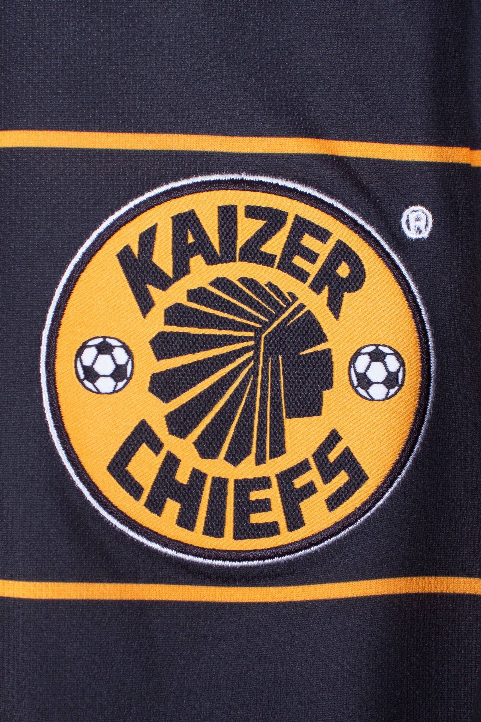 Kaizer Chiefs 2017/18 Away Shirt (M)