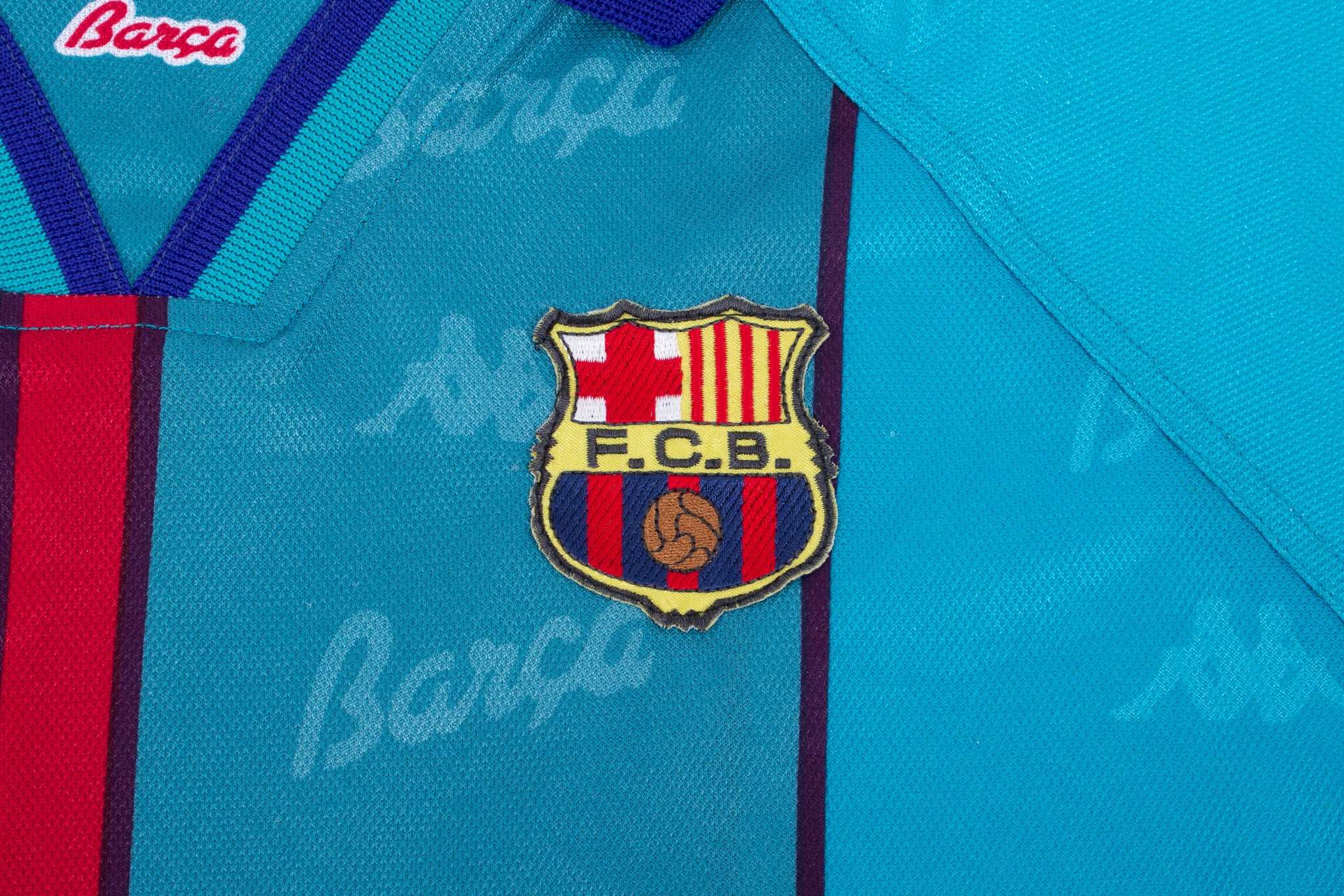 Barcelona 1995/97 Away Shirt