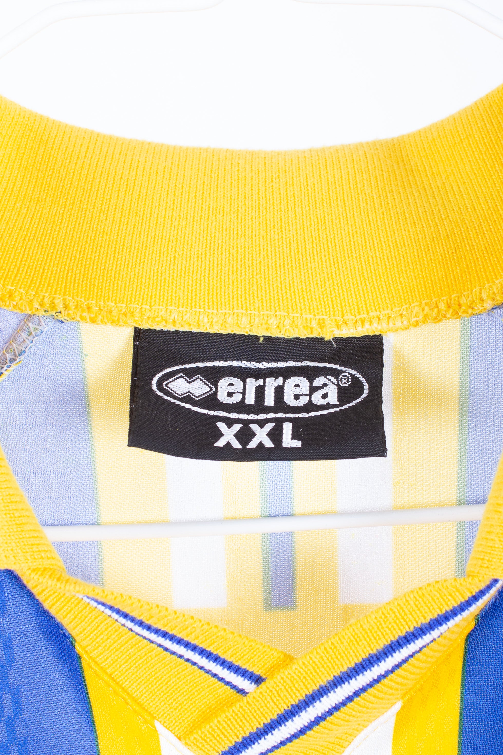 Sliema Wanderers 2000/02 Away Shirt